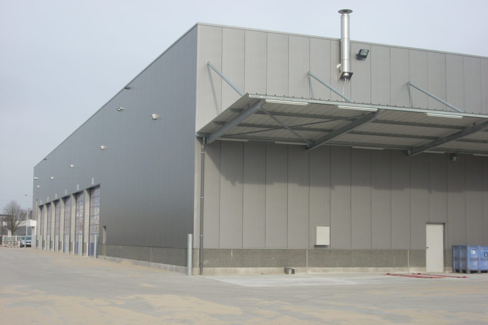 Almobé Industriebouw - Garage Kant Olen (2)